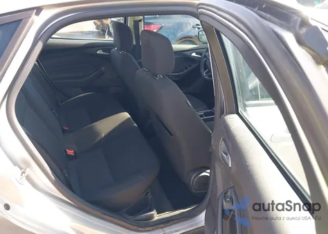 2017 Ford Focus Se z USA, uszkodzony, nr VIN 1FADP3FE7HL339341